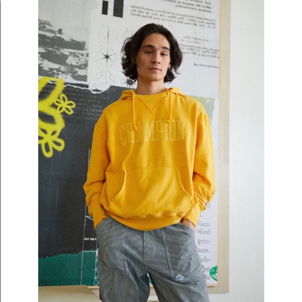 Urban Outfitters bright yellow sunflower vintage Champion hoodie sweatshirt 🌻